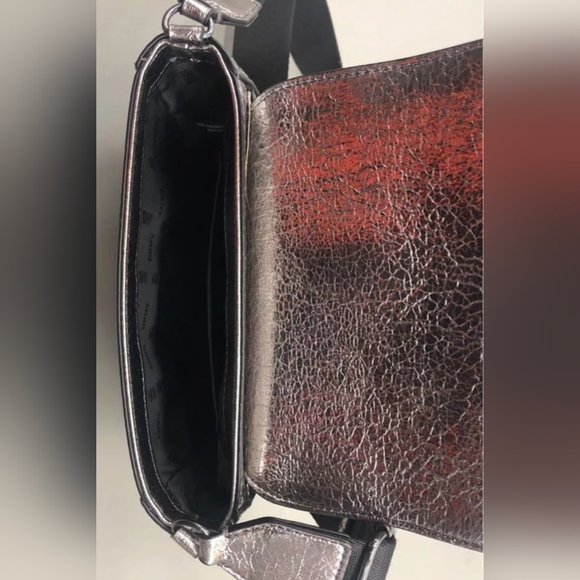 DKNY Imina Flap Crossbody Bag Crinkle Metallic NWOT MSRP $168 - Picture 6 of 8